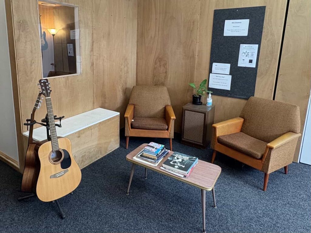 Waiting Lounge - Auckland Guitar Studio